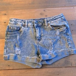 EUC Girl’s Lucky Brand denim shorts/Size 10